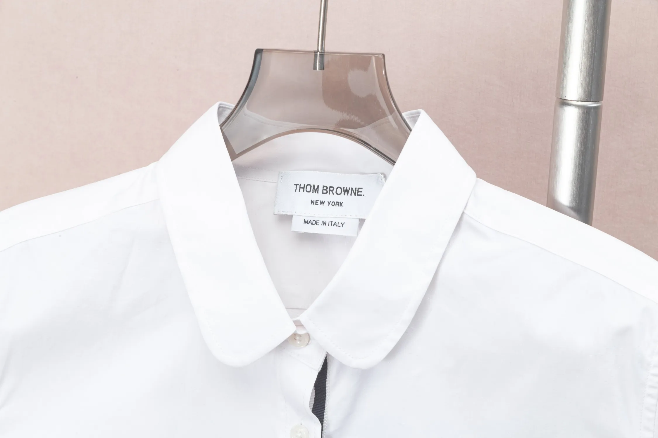 THOM BROWNE🇳🇱 🏷️𝐒𝐢𝐳𝐞Size：0.1.2（S.M.L） ：Light Pink Light Blue 🏷️𝐃𝐞𝐭𝐚𝐢𝐥 ： ， ~Classic ， ， ！！ ， ， ， ~ ， hin ！